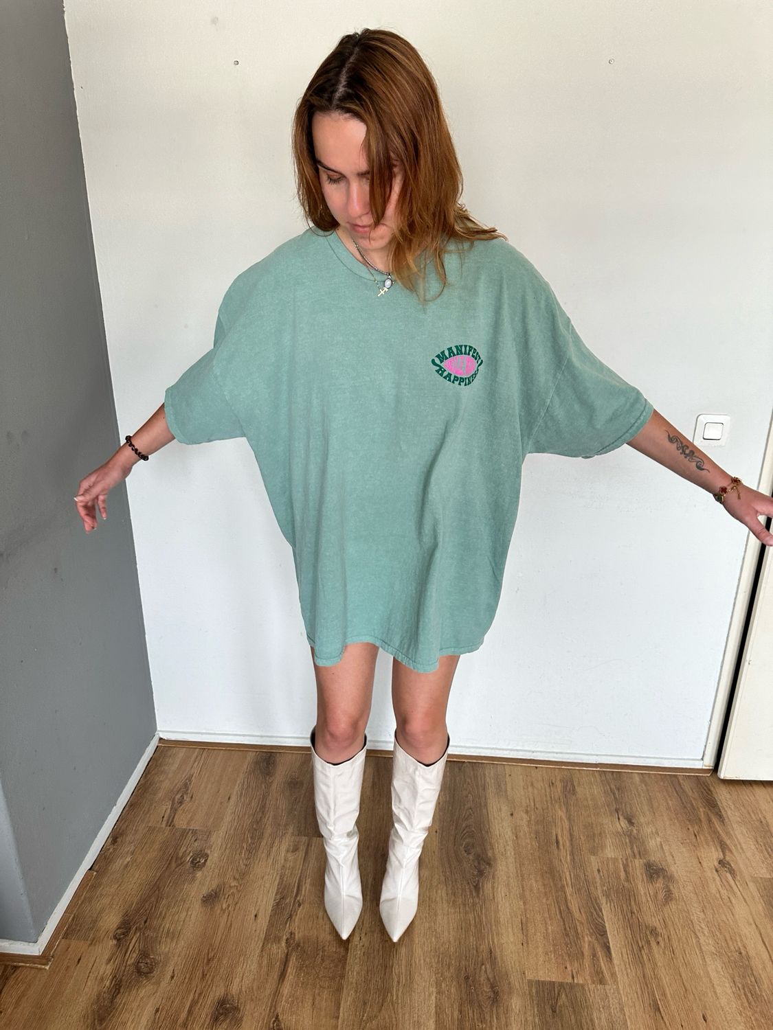 T-SHIRT DRESS- MANIFEST