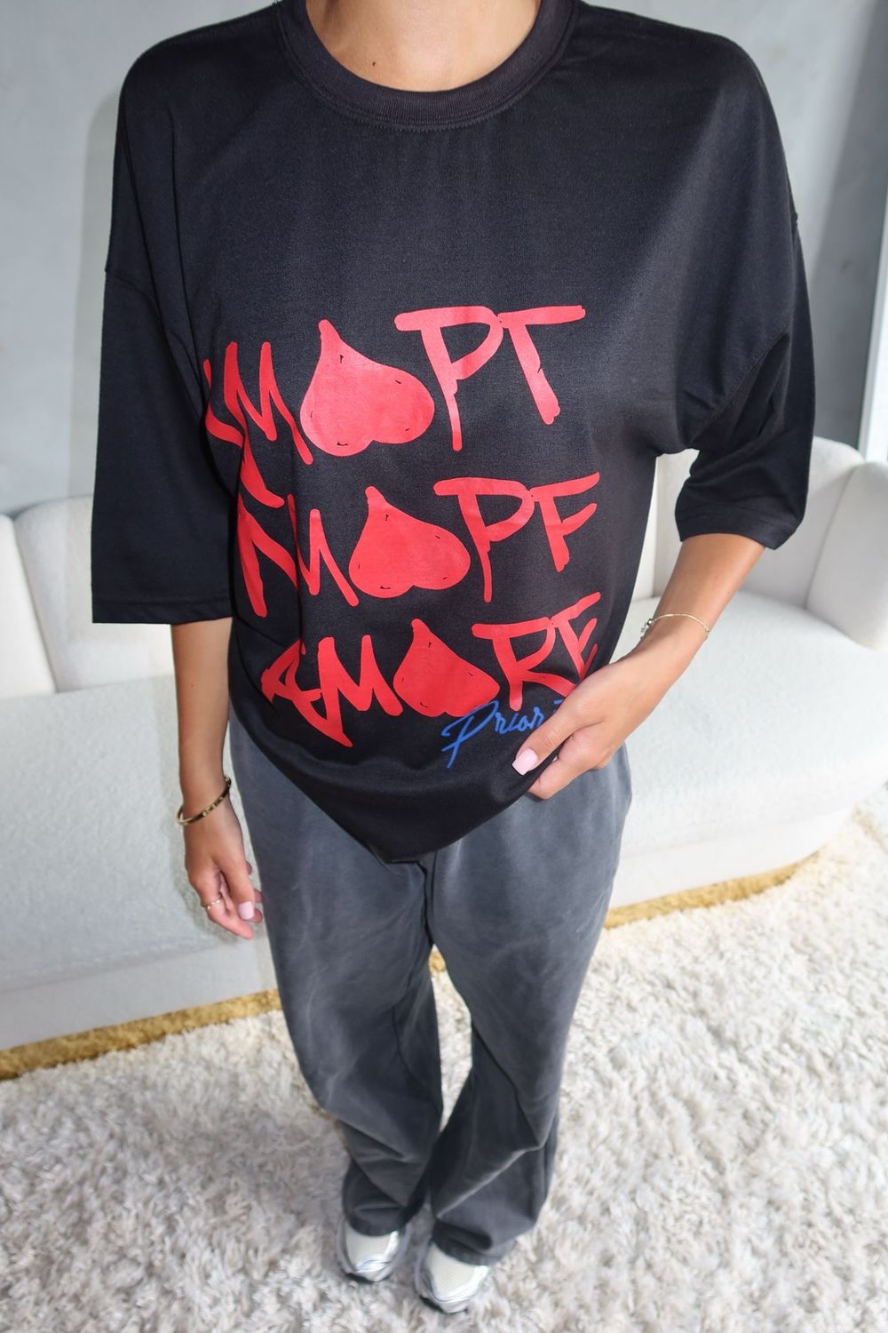 AMORE TEE - BY PRIORITY