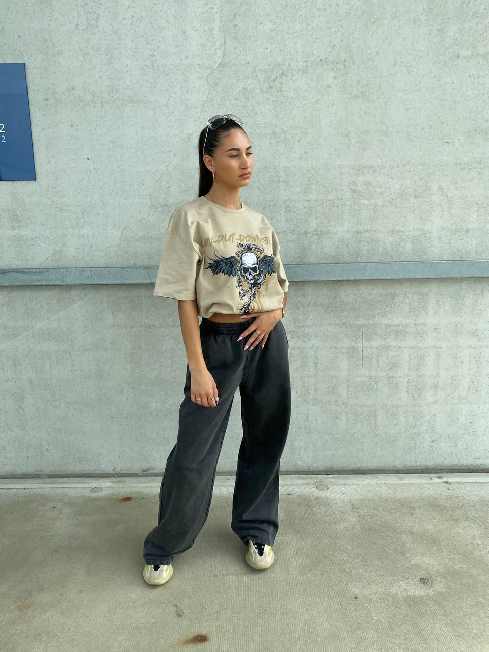 CHANNA T-SHIRT - BEIGE